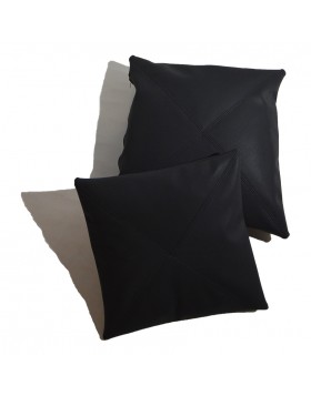 Custom Made δερμάτινα μαξιλάρια σε μαύρο χρώμα